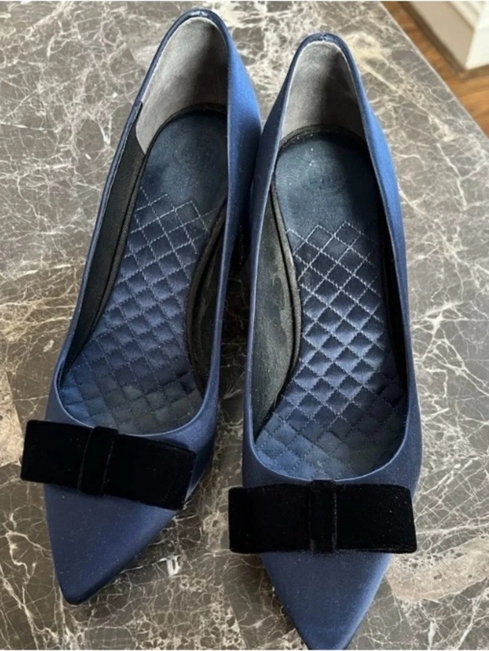 TORY BURCH Gigi Bow Block Heel Pump Satin & Velvet Jeweled Logo Blue Black 9.5